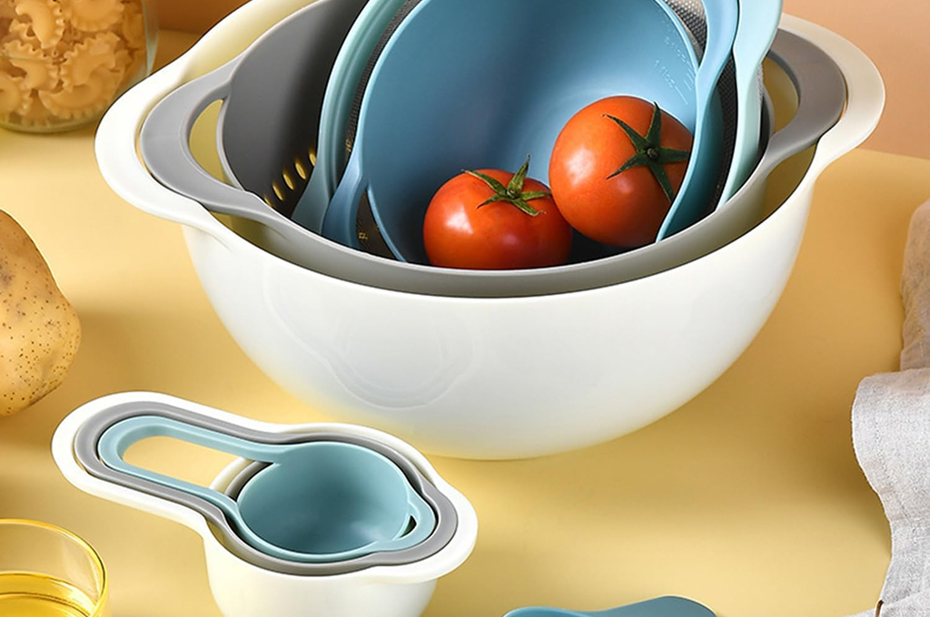 Nesting bowls and measuring cups set review for small apartments